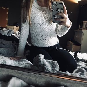 american eagle sweater